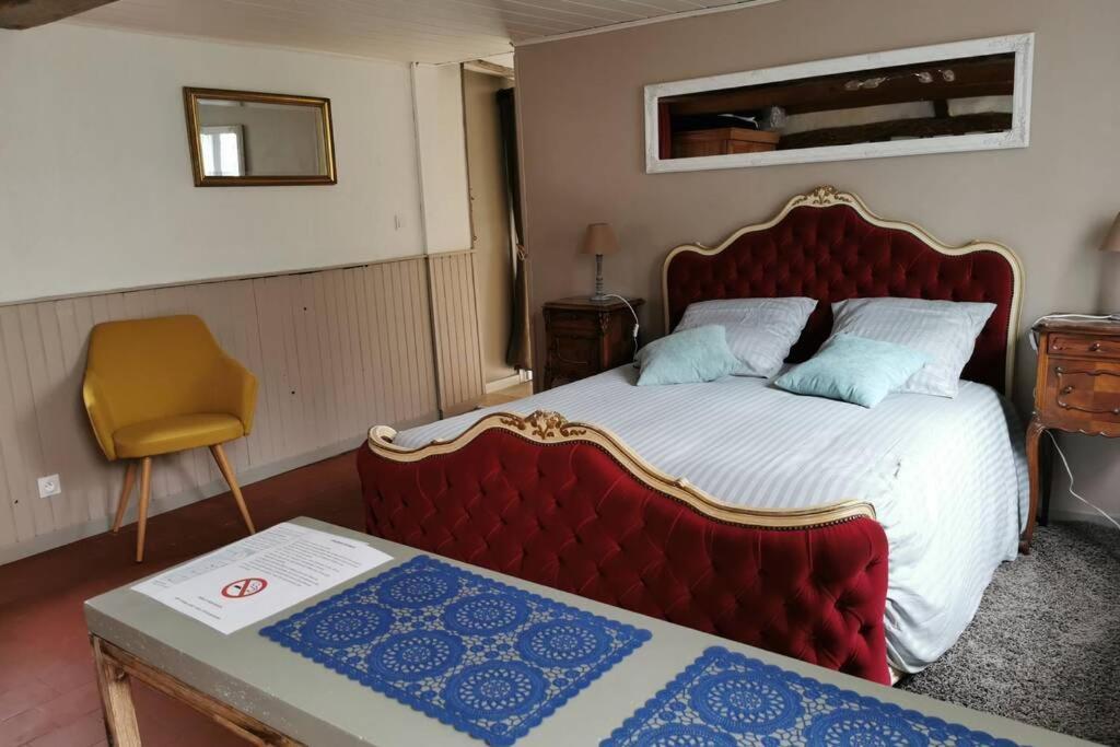 Le 3 De Coeur Avec Terrasse Appartement Honfleur Buitenkant foto